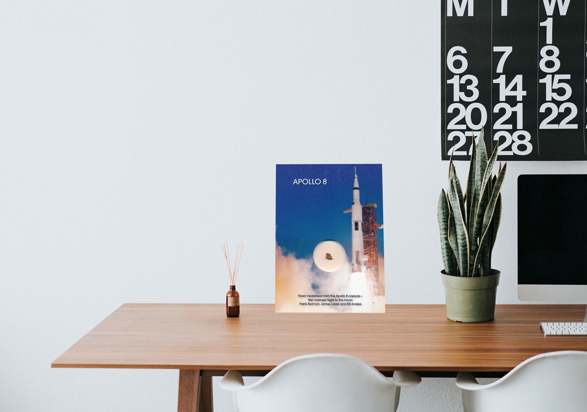 official-store-of-the-apollo-8-moon-flown-heatshield-presentation-online_1.png