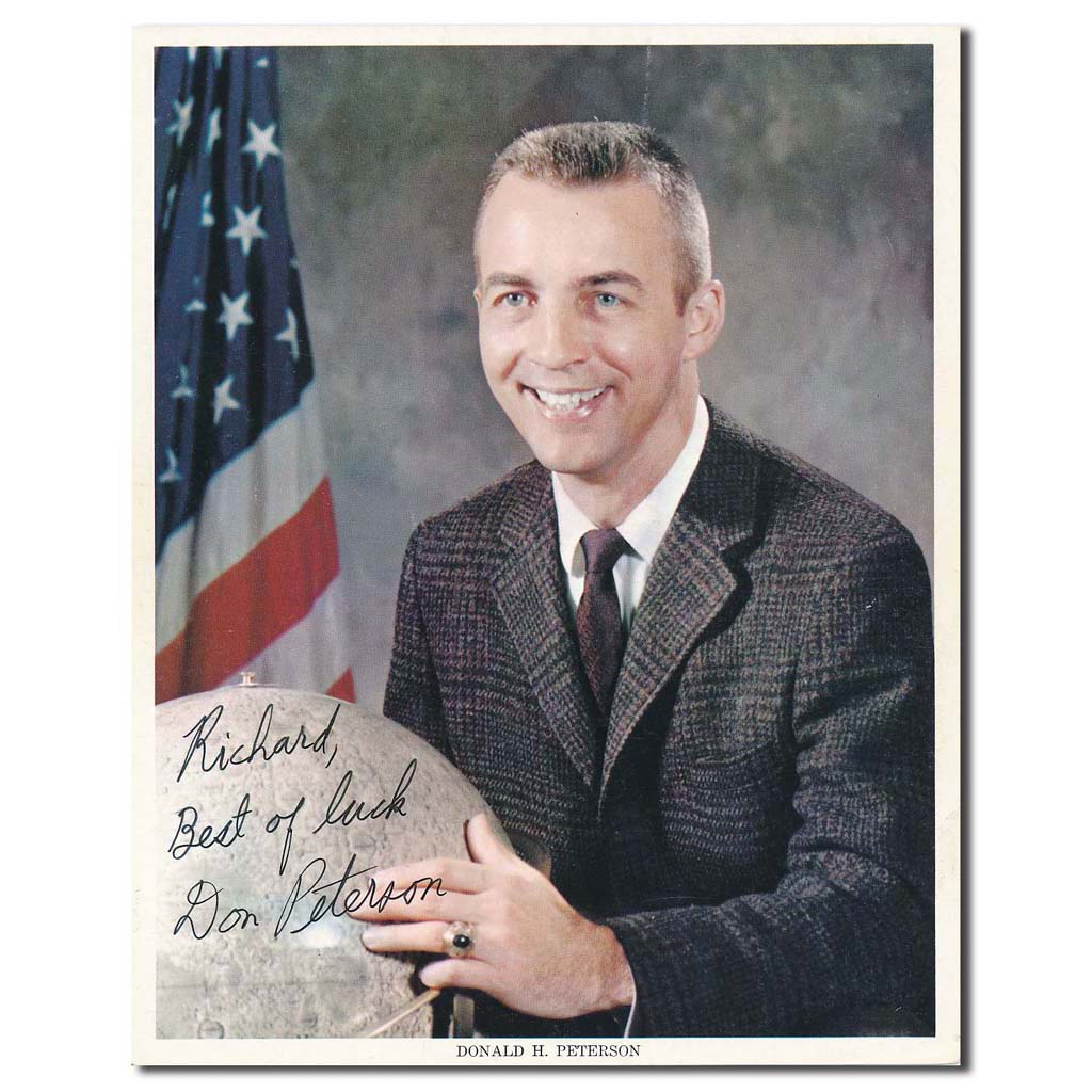 a-place-for-all-your-needs-to-get-don-peterson-apollo-nasa-portrait-online_0.jpg